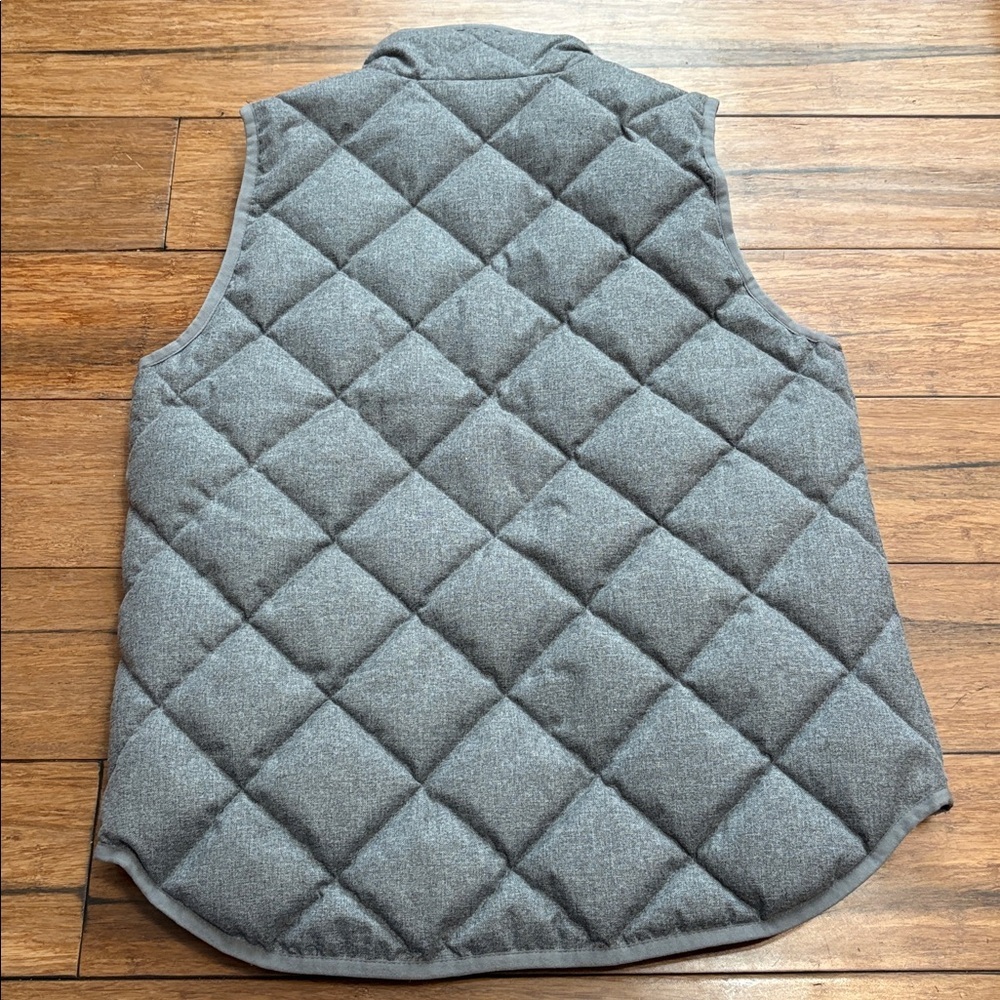 J Crew Womens Excursion Quilted Down Vest Pockets Full Zip Size Small Gray - Picture 3 of 5